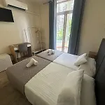 Hostal Balmes Centro