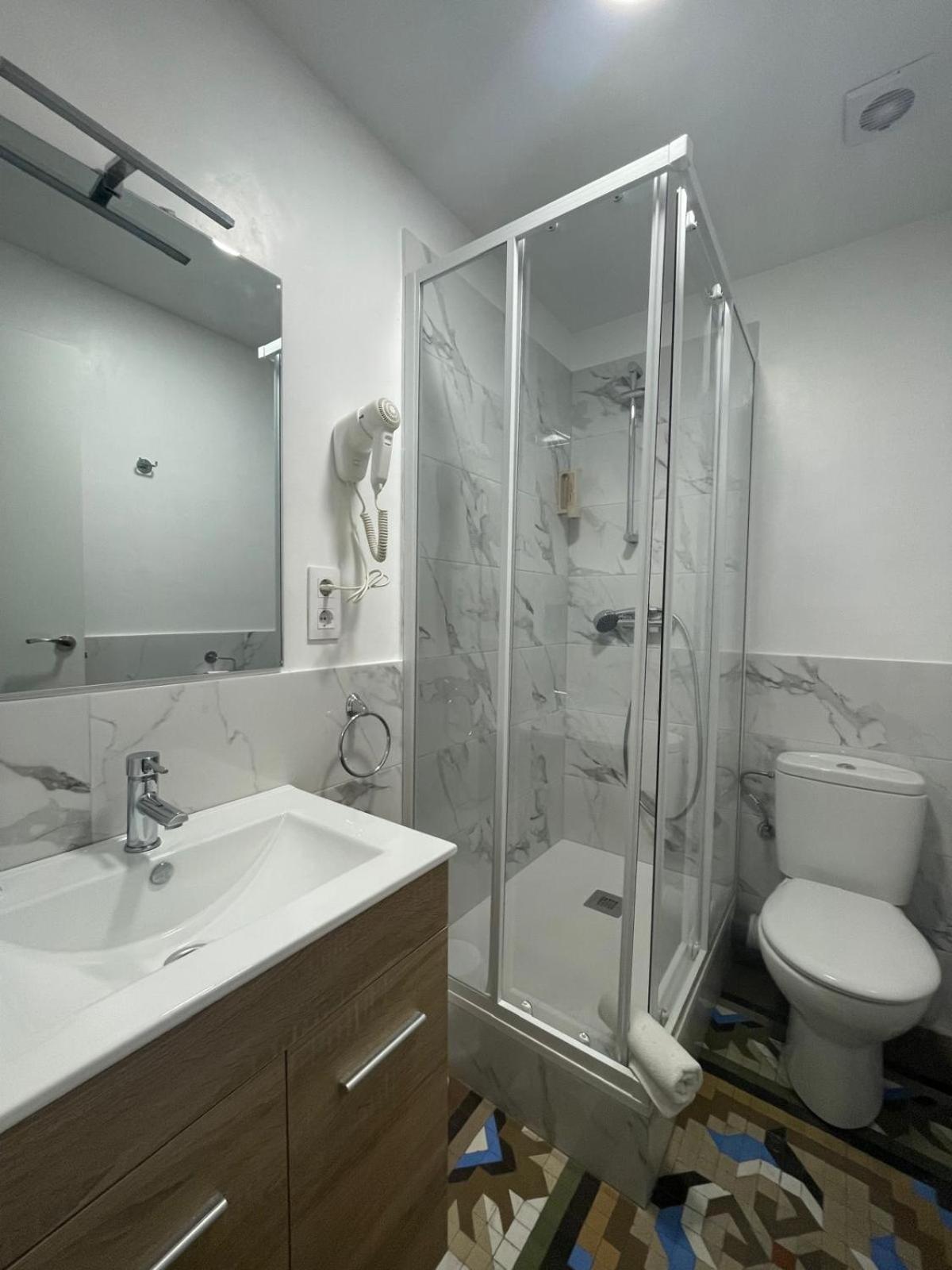 Gasthuis Balmes Centro 2*
